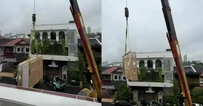 新買電視機太大樓梯太窄過唔到 大馬屋主出動吊車「空運」入屋