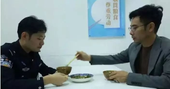 任邊防民警兒子一句「想念家常味」 慈父跨2千公里赴雲南親手做辣椒炒肉