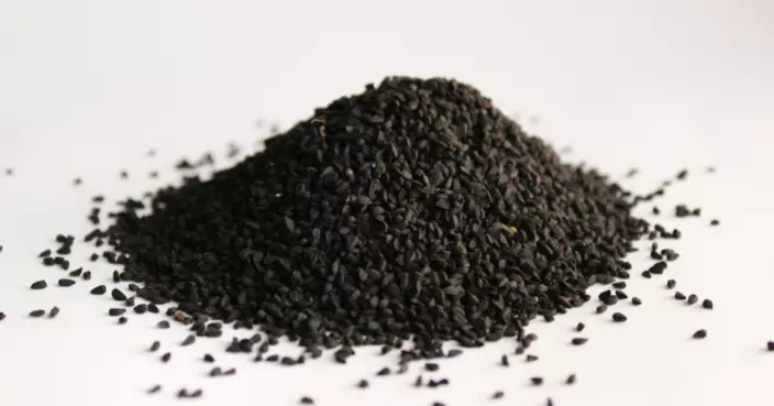 慳錢養生法！黑芝麻平過貴價補品 美上班族追捧：護髮食療都得