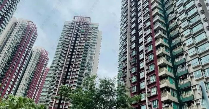 元朗YOHO Town有單位起火警 兩人送院其中一人搶救後不治