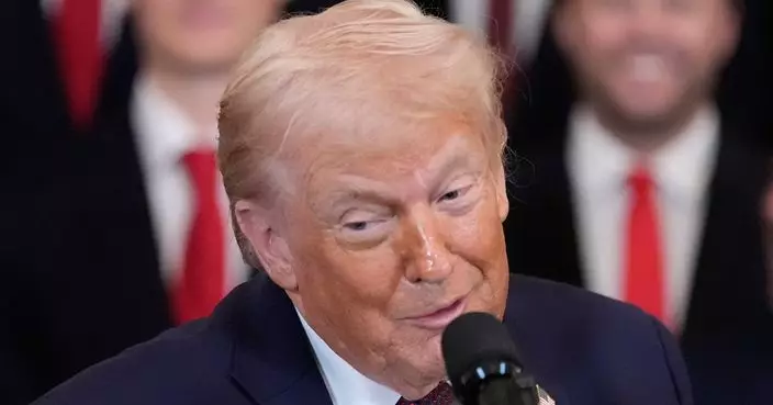 特朗普稱目前沒計劃解除鮑威爾職務