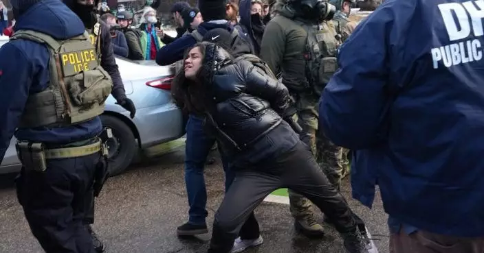 美國明尼阿波利斯市周四晚衝突12人被捕 當地局勢仍緊張　