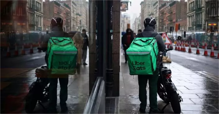 高薪萬事達前副總裁淪外賣員　哥大碩士紐約街頭接單　一周僅賺數百美元