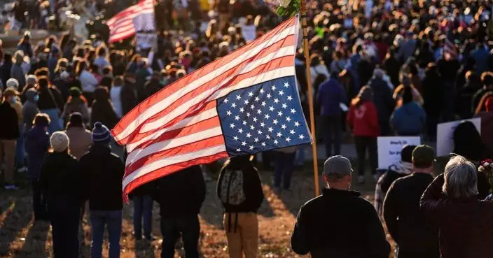 全美各地有團體集會 促政府從民主黨主政城市撤走移民執法人員