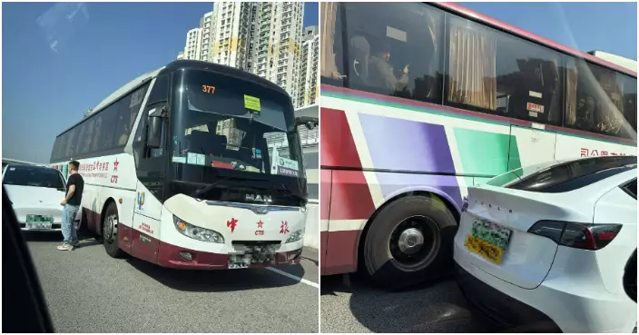 「粵車南下」私家車青衣撞旅巴 　幸無人傷