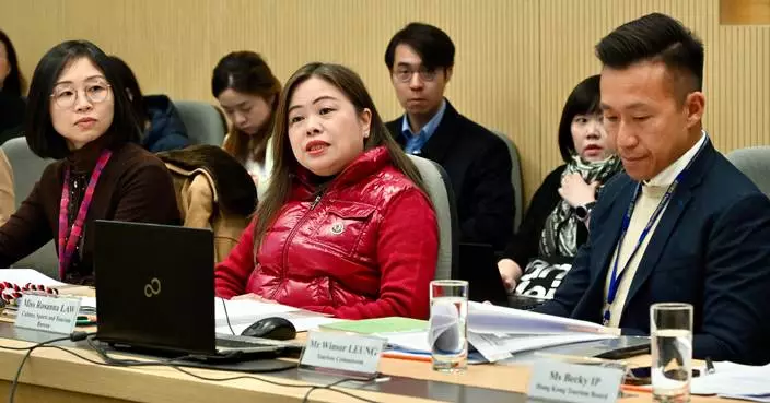 文化體育及旅遊局籌備春節黃金周 羅淑佩料訪港旅客人數顯著上升