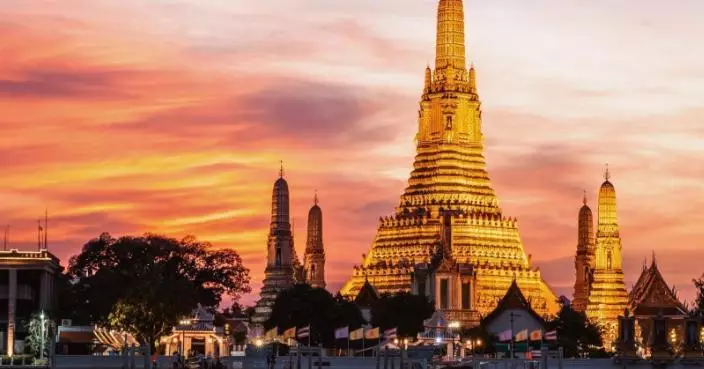 曼谷鄭王廟攝影師趕遊客惹議 鄭王廟致歉 當局擬以禮儀訓練整頓