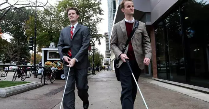 「第二雙眼」還是「審美裁判」？AI助盲人看見自己外貌 卻恐將單一美學內化為壓力