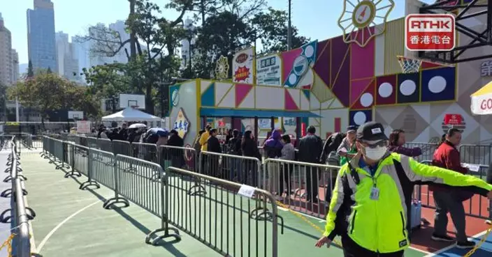 工展會最後一日展期　不少巿民準備把握最後機會購物