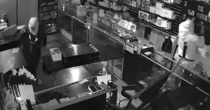 4匪徒鑿牆潛店鋪洗劫高價卡牌 加州寶可夢收藏店一夜損失141萬