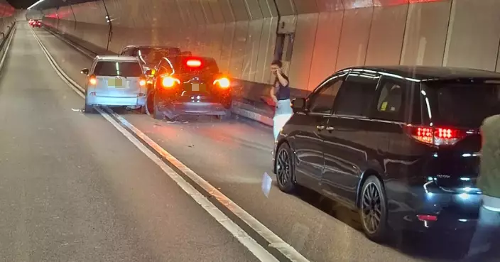 紅隧往港島5車意外引發大塞車 運輸署﹕已全線解封車龍待消散