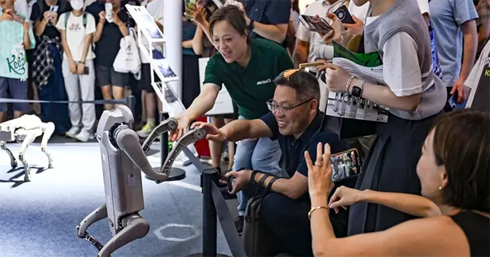 李強：「人工智能+」前景廣闊 將不斷帶動消費和產業升級