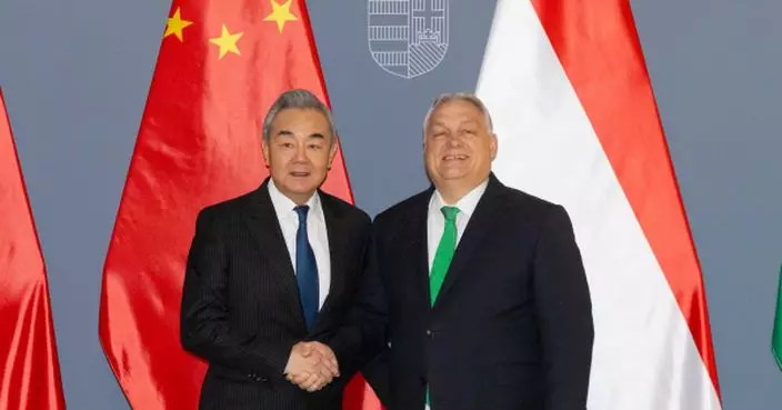 王毅晤匈牙利總理 稱中方將繼續成為匈方可信賴長期戰略伙伴