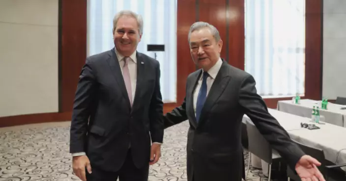 王毅晤阿根廷外長　稱中方從不要求別國選邊站隊　合作不應被干擾