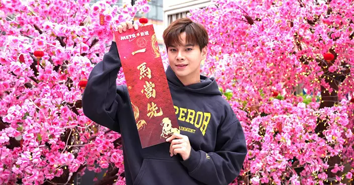 黎展峯新歌《我需要哭》情緒到位全靠鼻敏感  拍MV掟爛手機嚇呆旁人