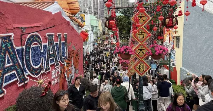 澳門農曆新年行人專用區年初六最後一天 匯聚人氣文創產品供參觀選購