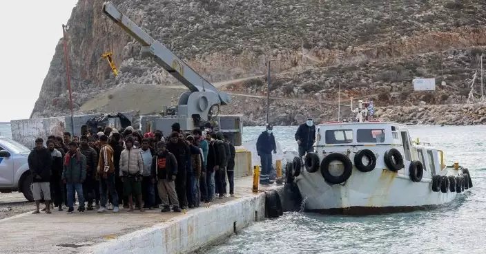 希臘南部海域載數十名移民船隻傾覆　最少5死多人失蹤