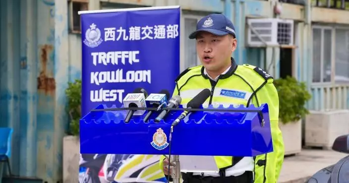 西九龍警「放蛇」打擊白牌車  拘兩司機扣兩私家車