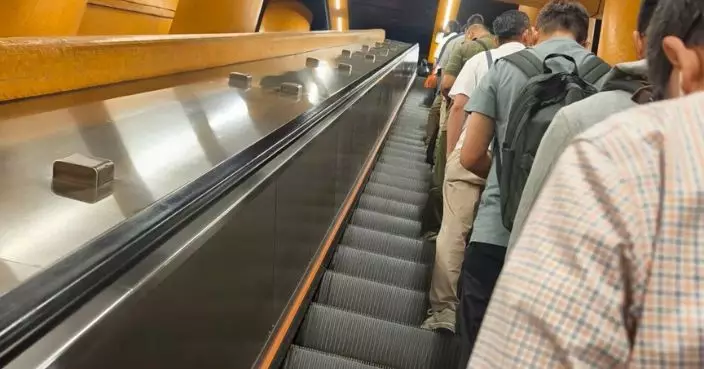 男子涉港鐵扶手電梯上偷拍被捕