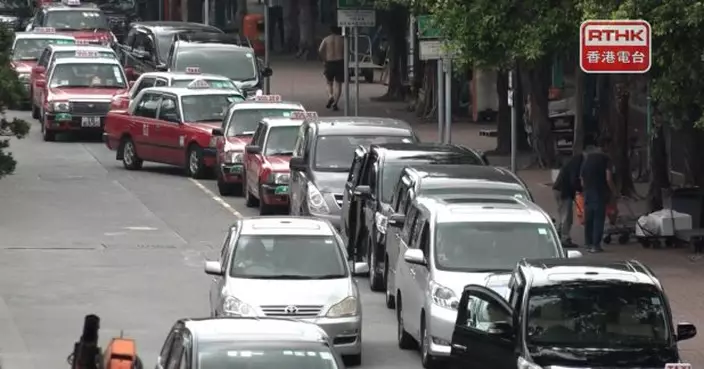 鄧炳強指接獲逾70宗涉「新型碰瓷黨」報案　定必全力調查