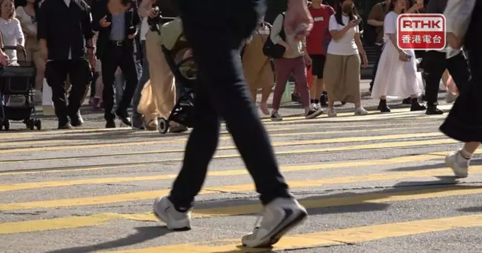 行政長官會同行會接納法定最低工資增至每小時43.1元