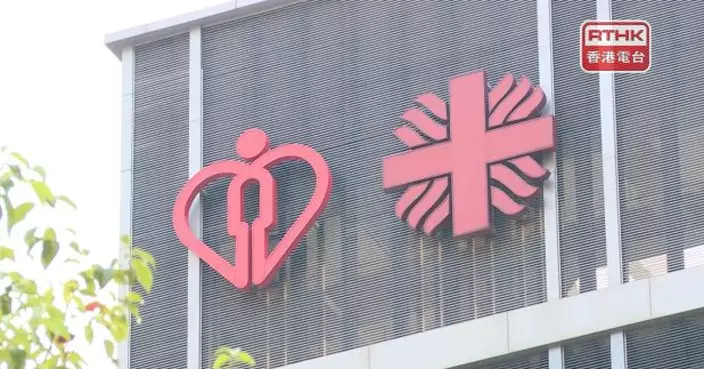 長沙灣昨晚兩私家車相撞　50歲私家車司機傷重不治