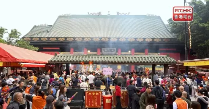 沙田車公廟截至中午12時　有逾萬人次進廟