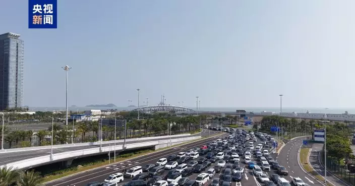 港珠澳大橋單日車流量逾2萬架次創新高