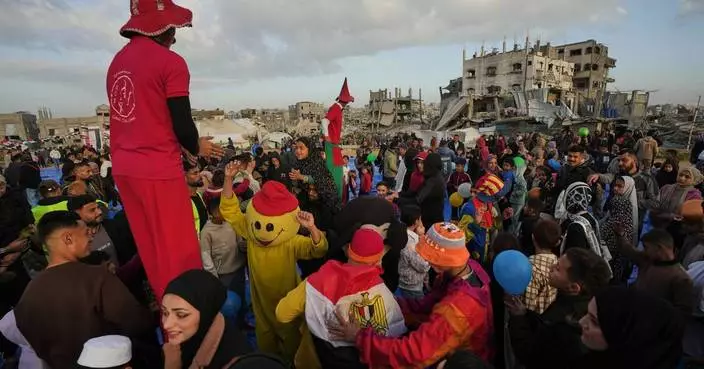 全球穆斯林慶祝開齋節 加沙戰火下不減節日氣氛