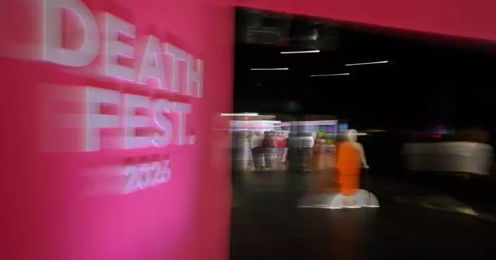 泰國死亡節邀民眾躺棺材 菌絲體環保棺材送別寵物如太空船