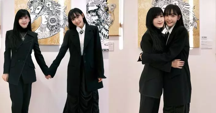 Aka趙慧珊開畫展 獲周慧敏驚喜現身支持