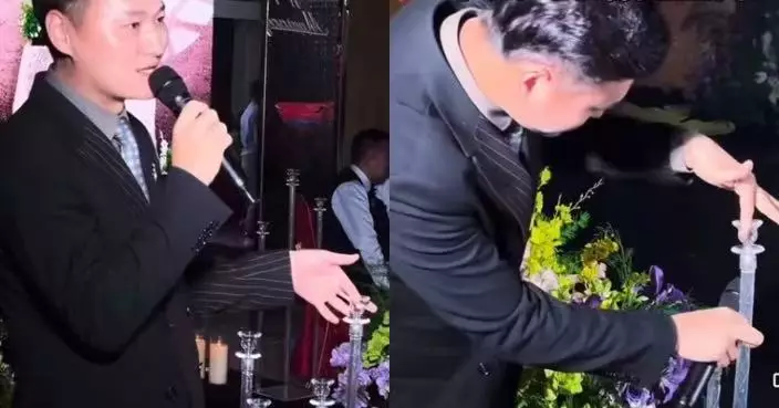 有片！內地婚宴現離奇意外 司儀邊主持邊玩燭台手指卡住拔不出惹全場爆笑