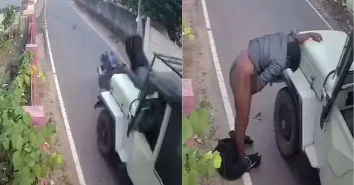 撞車被拋飛 印度男騎士墮地瞬間意外甩褲 下身赤裸畫面全遭監控錄低