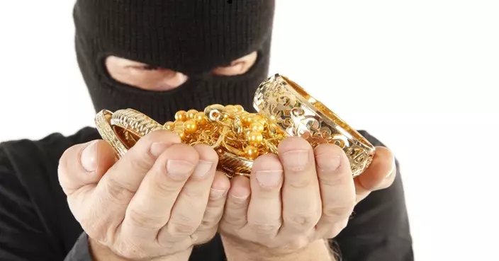 住酒店貴重物品放5處易被竊賊鎖定 珠寶專家籲旅客分散存放提升安全性