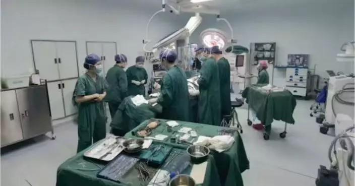 福建婦患局部晚期乳癌需切除病灶 醫生取腹部贅肉歷10小時重建乳房