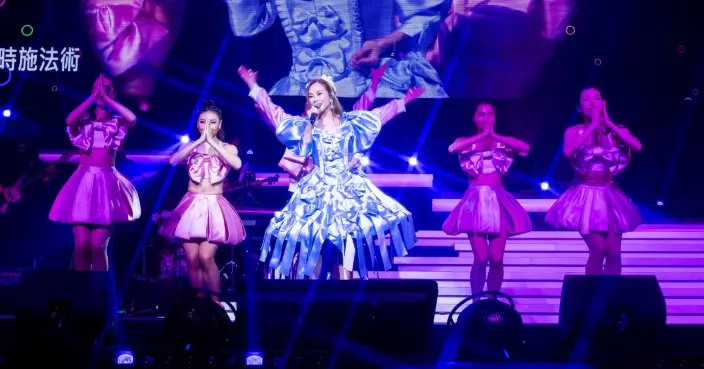 《陳松伶 演唱會–香港》圓滿落幕丈夫張鐸神秘現身共舞撐場 陳松伶喜與音樂總監張與辰擦出新火花