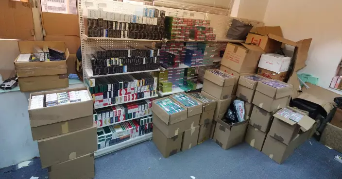 海關旺角商廈單位檢逾26萬支懷疑私煙及另類吸煙產品 71歲女子被捕