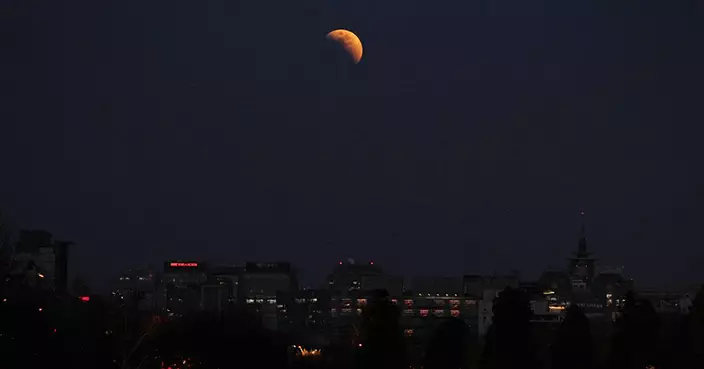 三月圓月現血紅奇觀 全球多地同賞月全食
