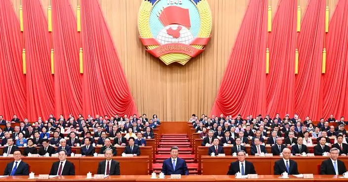 全國兩會｜人大四次會議早上在北京人民大會堂開幕　