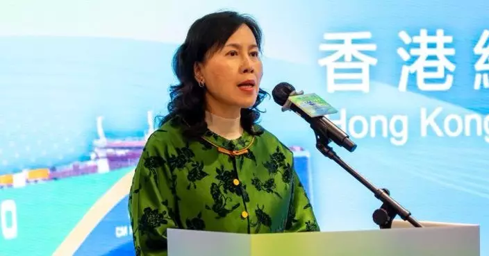 全球首艘甲醇雙燃料動力滾裝船「港榮輪」 在港完成首次綠色甲醇加注作業　