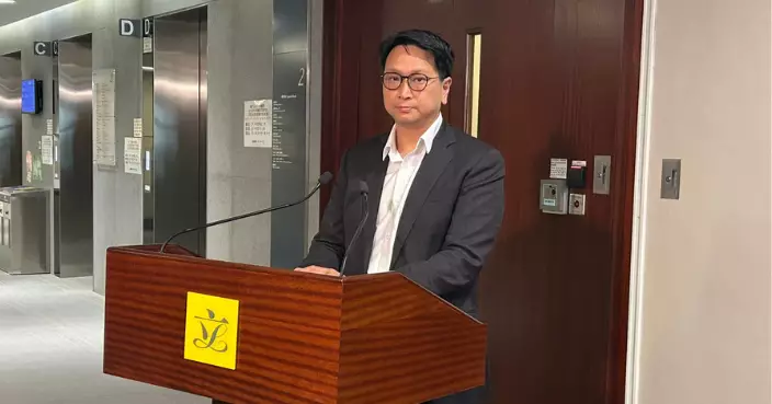 大埔火災｜鄧家彪促政府准未受波及宏志閣居民再重返單位執拾