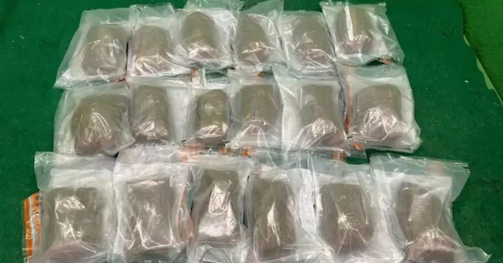 海關機場檢獲市值約940萬元懷疑氯胺酮 兩男子被捕