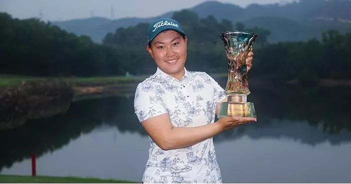 衡泰信女子公開賽 任怡嘉加洞賽擊敗劉蕙 奪轉職業後首冠