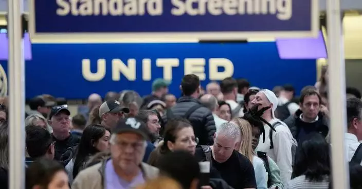 美國政府停擺影響TSA運作   機場安檢大排長龍大批旅客受影響