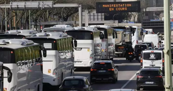 汽油價格飆升雙重打擊自僱司機生計 司機嘆難以儲錢