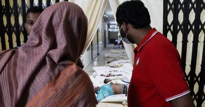 孟加拉巴士墮河至少26死 載約50人駛上渡輪時出事