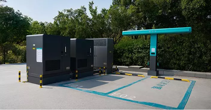 比亞迪第二代刀片電池5分鐘極速充電 「閃充中國」戰略年底建20000站