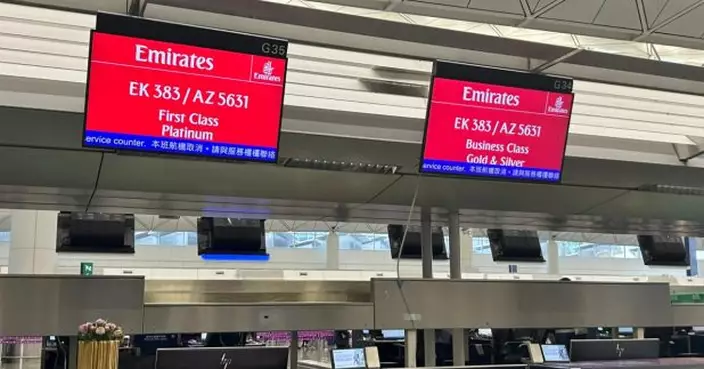 伊朗局勢　香港機場有航空公司設櫃枱助乘客處理機票