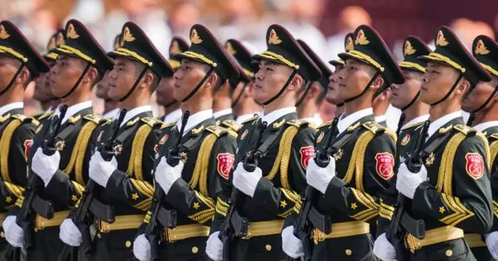 全國兩會｜李強：全面深入貫徹軍委主席負責制　深化政治整訓