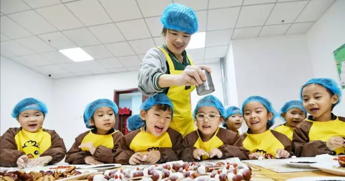 全國兩會｜十五五草案應對老齡化　提出優化生育支持政策